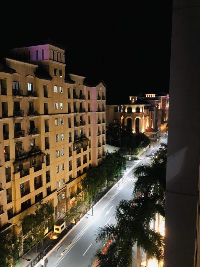 One Palmtree Aparthotel